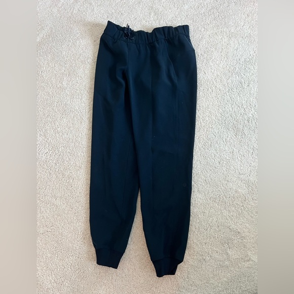 On the fly Lulu lemon jogger- navy - Picture 2 of 2